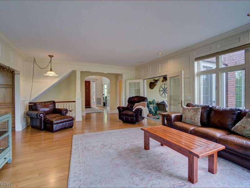 18764 Brewster Road , Chagrin Falls, OH 44023 Photo 6
