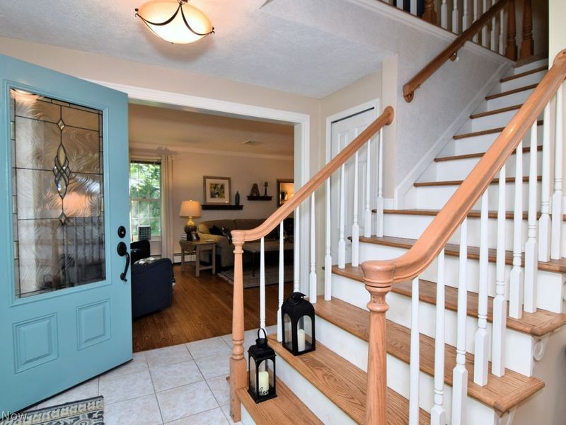 17927 Elliott Drive , Chagrin Falls, OH 44023 Photo 6