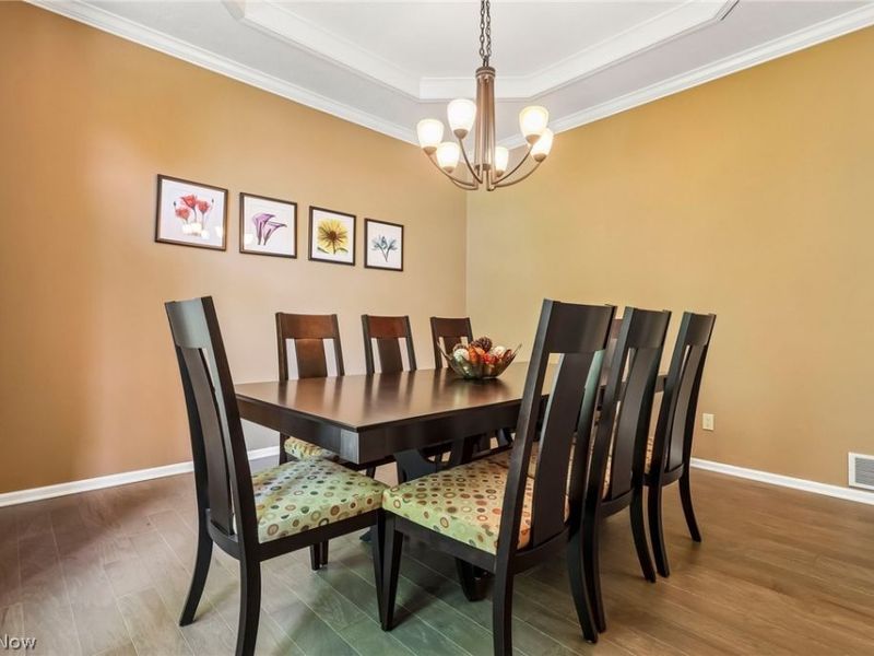 17459 Woodlawn Court , Strongsville, OH 44149 Photo 12