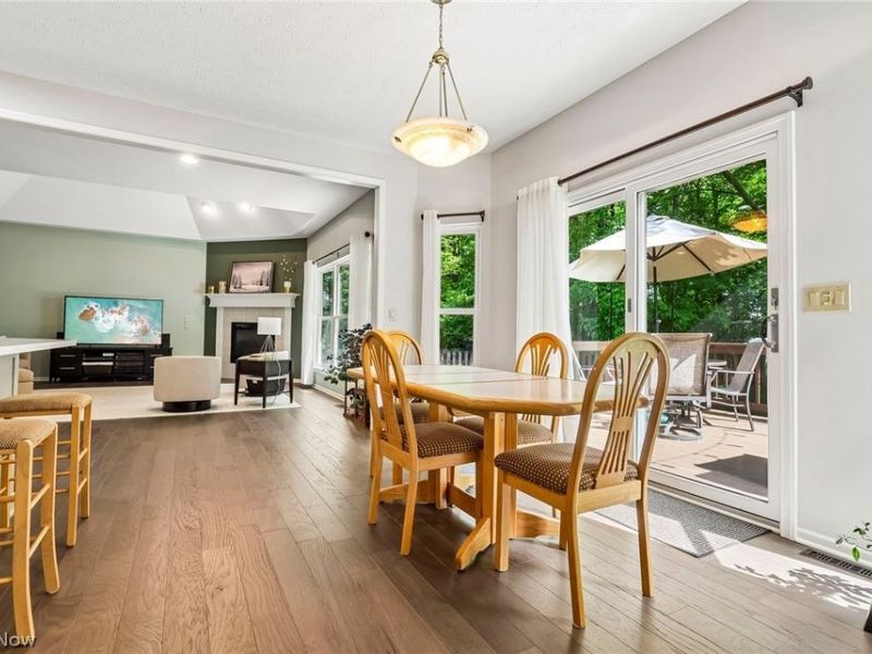 17459 Woodlawn Court , Strongsville, OH 44149 Photo 15