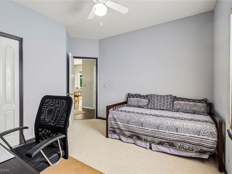 17459 Woodlawn Court , Strongsville, OH 44149 Photo 23