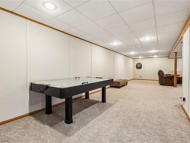 17459 Woodlawn Court , Strongsville, OH 44149 Photo 36