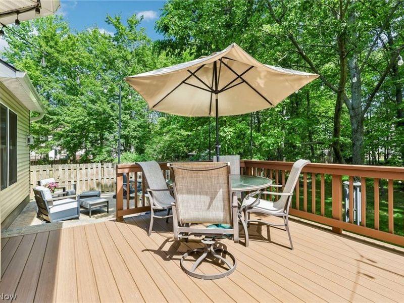 17459 Woodlawn Court , Strongsville, OH 44149 Photo 39