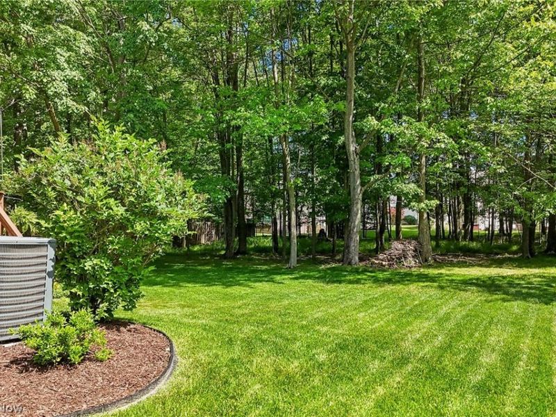 17459 Woodlawn Court , Strongsville, OH 44149 Photo 43
