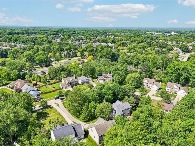 17459 Woodlawn Court , Strongsville, OH 44149 Photo 47