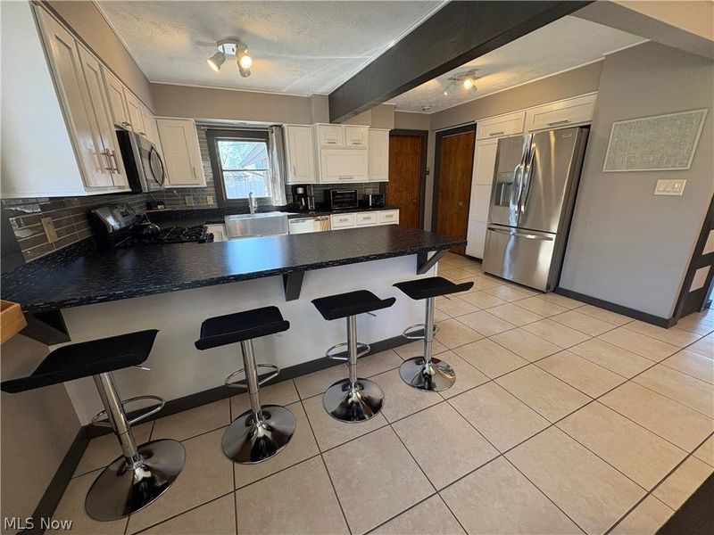 17583 Shurmer Road , Strongsville, OH 44136 Photo 17
