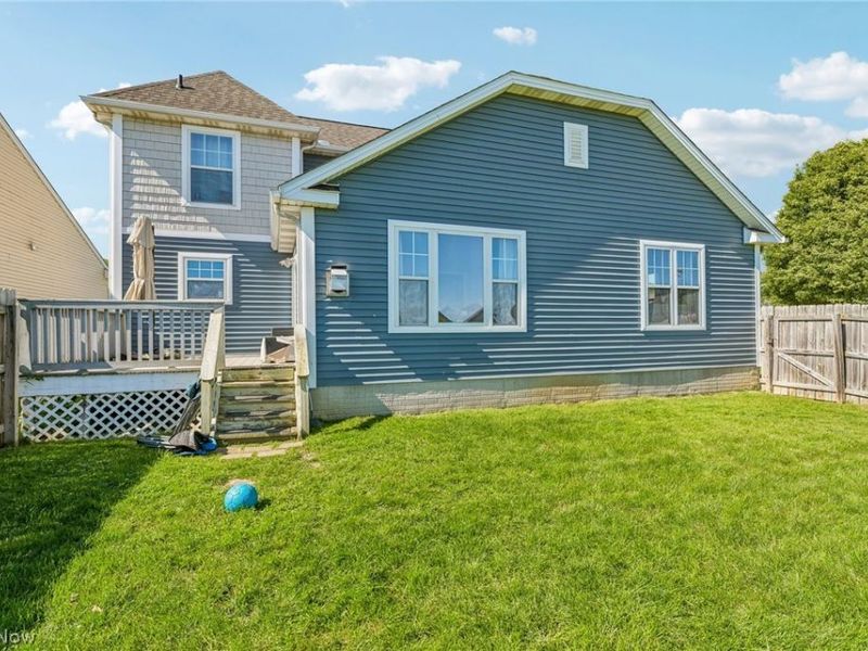 4044 Primrose Way , Lorain, OH 44053 Photo 38