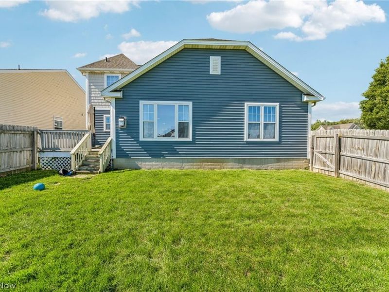 4044 Primrose Way , Lorain, OH 44053 Photo 39