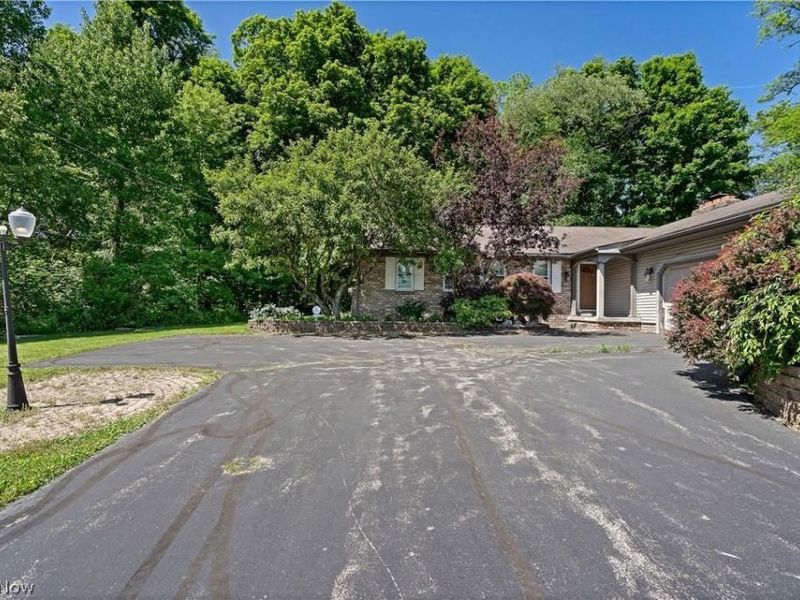 2978 Lynn Road , Canfield, OH 44406 Photo 2