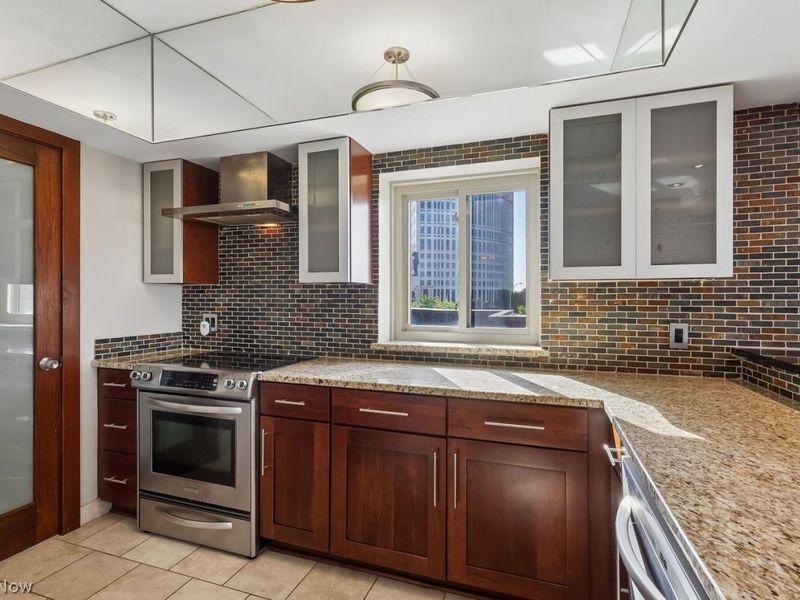 1444 W 10th Street, Unit 608, Cleveland, OH 44113 Photo 13