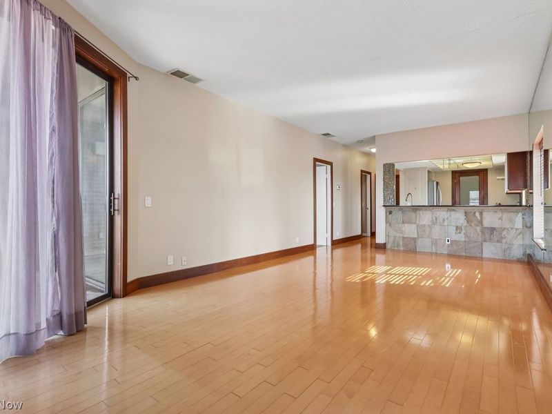 1444 W 10th Street , Unit 608, Cleveland, OH 44113 Photo 8