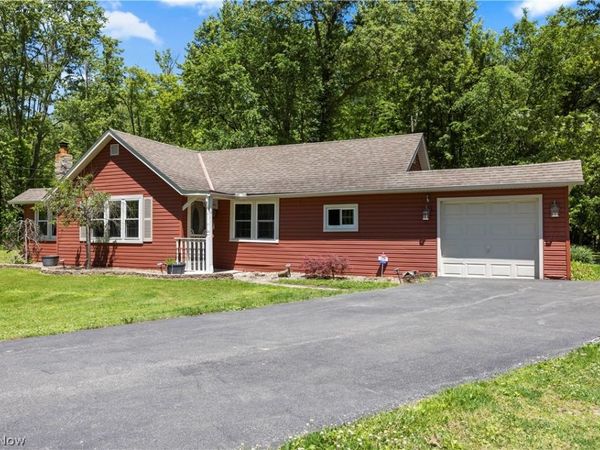 12553 Root Road , Columbia Station, OH 44028