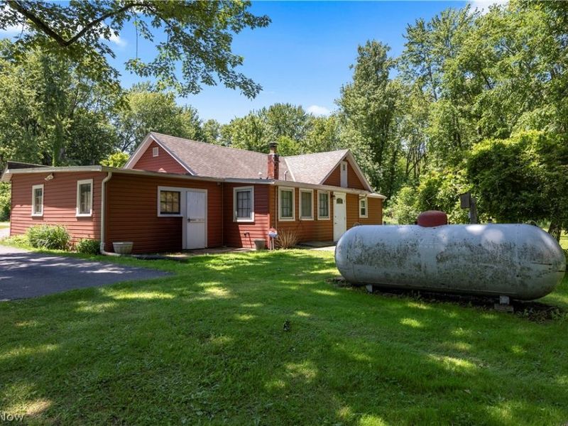 12553 Root Road , Columbia Station, OH 44028 Photo 45