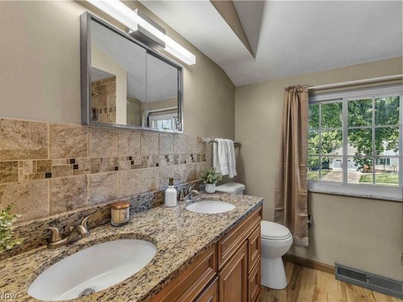 1700 Southbend Drive , Rocky River, OH 44116 Photo 16
