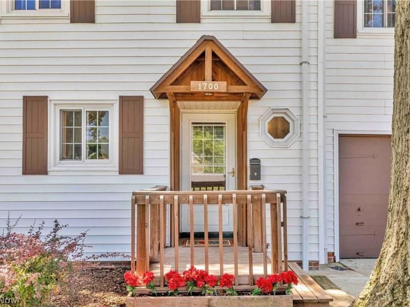 1700 Southbend Drive , Rocky River, OH 44116 Photo 2
