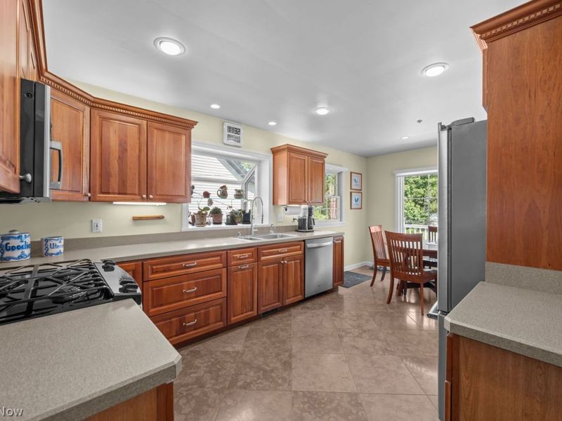 20650 Almar Drive , Shaker Heights, OH 44122 Photo 11