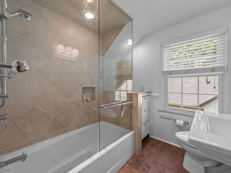 20650 Almar Drive , Shaker Heights, OH 44122 Photo 31