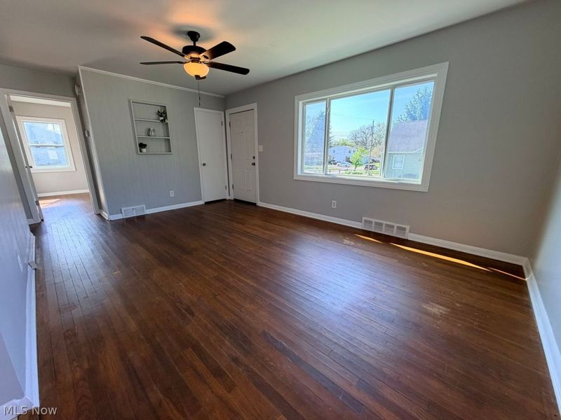 2033 Eastlawn Avenue , Akron, OH 44305 Photo 4