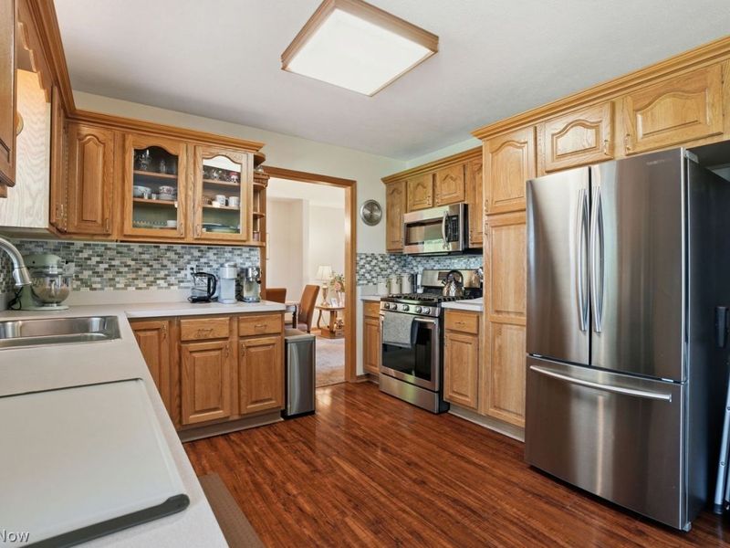38327 Sheerwater Lane , Willoughby, OH 44094 Photo 12