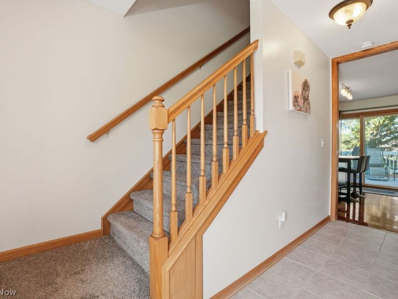 38327 Sheerwater Lane , Willoughby, OH 44094 Photo 6