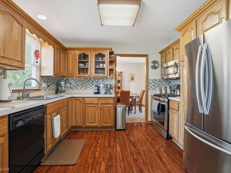 38327 Sheerwater Lane , Willoughby, OH 44094 Photo 9