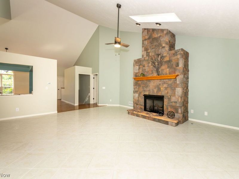 491 Oaklawn Court , Aurora, OH 44202 Photo 12