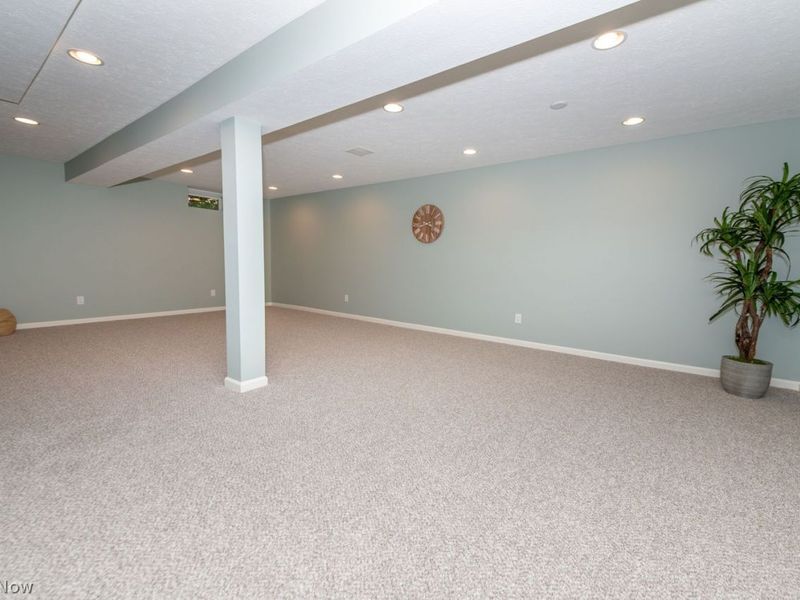 491 Oaklawn Court , Aurora, OH 44202 Photo 25