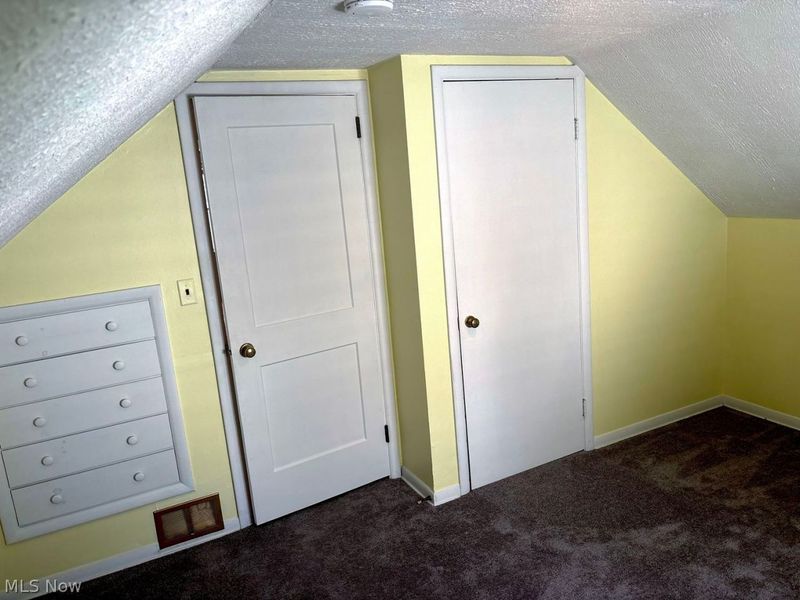1977 Victoria Street , Cuyahoga Falls, OH 44221 Photo 18
