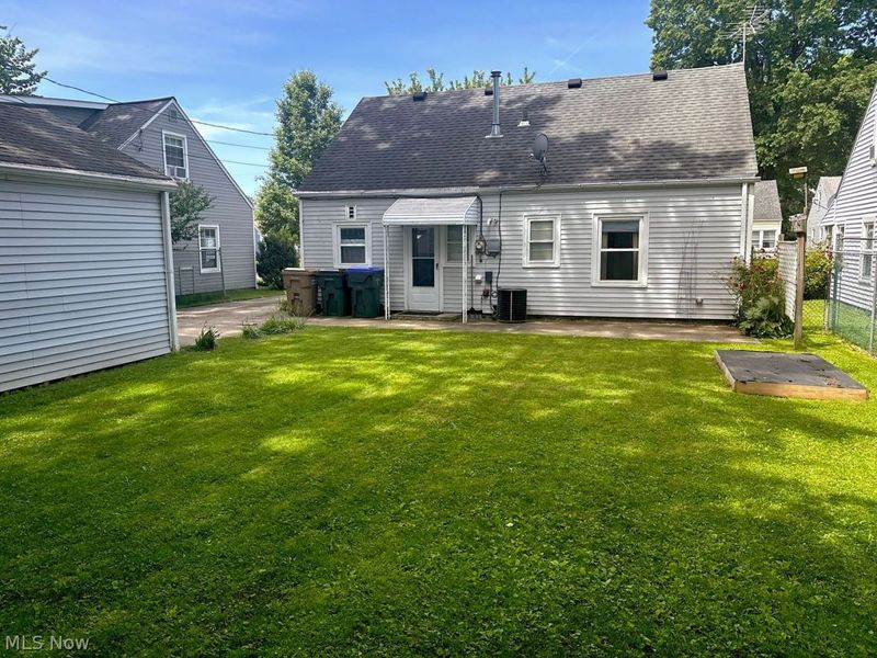 1977 Victoria Street , Cuyahoga Falls, OH 44221 Photo 24