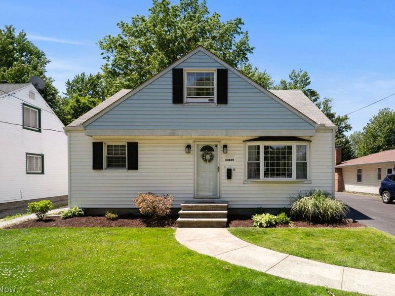 33839 Willowick Drive , Eastlake, OH 44095 Photo 2
