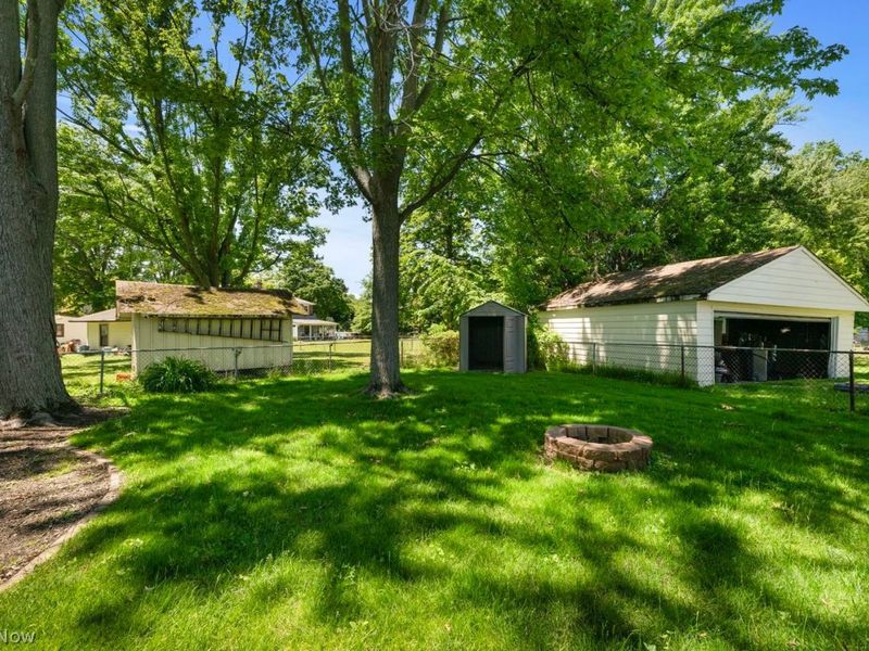 33839 Willowick Drive , Eastlake, OH 44095 Photo 31