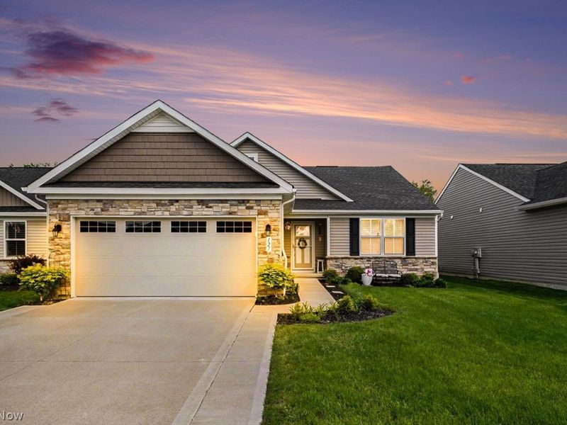 127 Beaver Creek Trail, Amherst, OH 44001 Photo 3