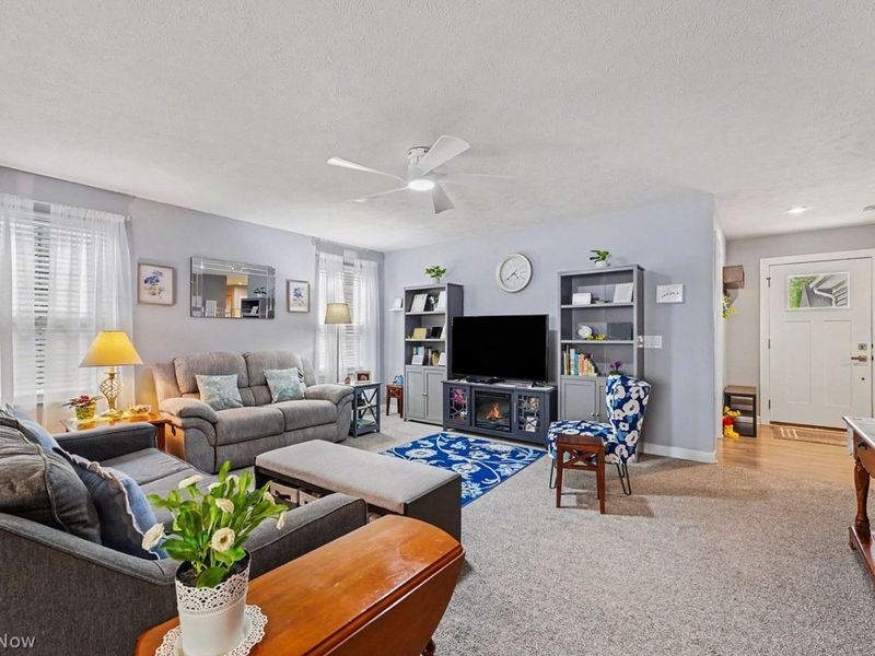 127 Beaver Creek Trail, Amherst, OH 44001 Photo 7