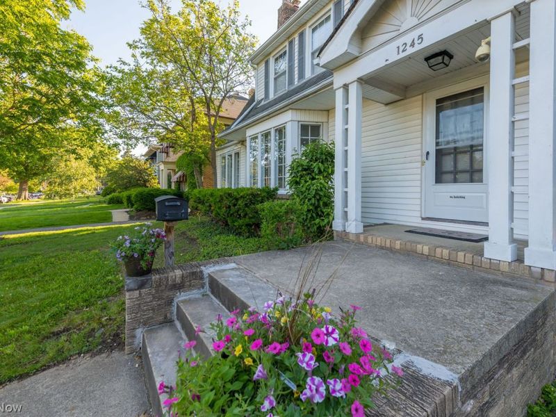 1245 Bunts Road , Lakewood, OH 44107 Photo 5