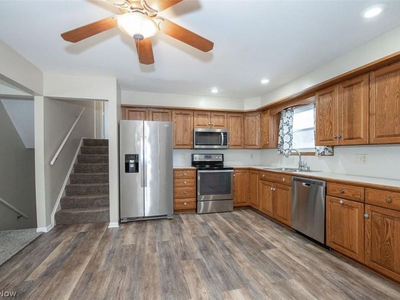 6501 Fox Tail Lane , Amherst, OH 44001 Photo 13