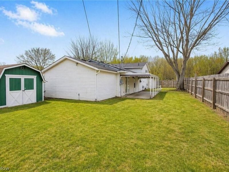 6501 Fox Tail Lane , Amherst, OH 44001 Photo 4