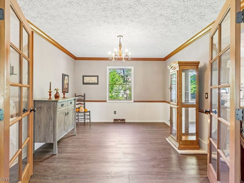 19585 Castletown Drive , Strongsville, OH 44136 Photo 10