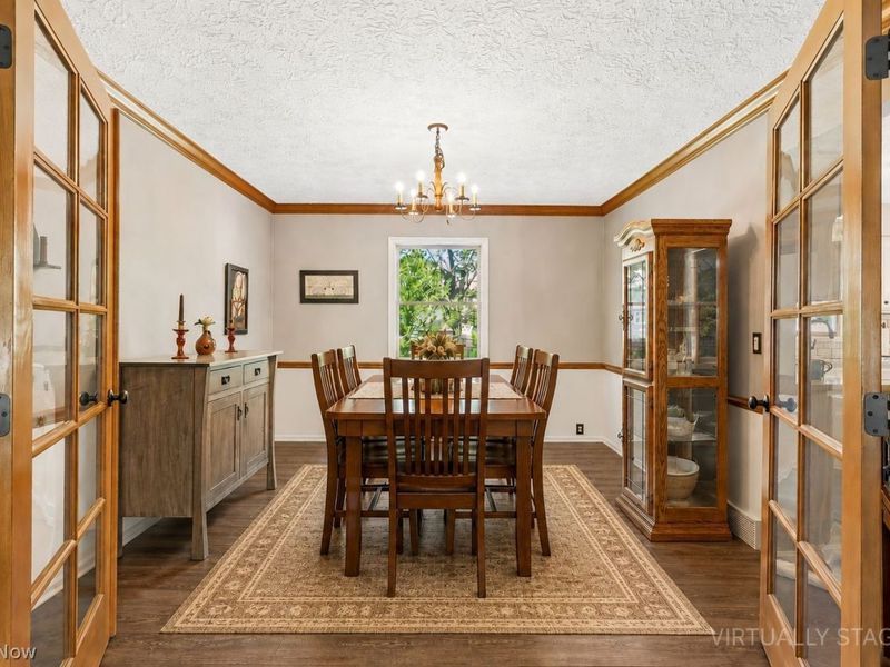 19585 Castletown Drive , Strongsville, OH 44136 Photo 11