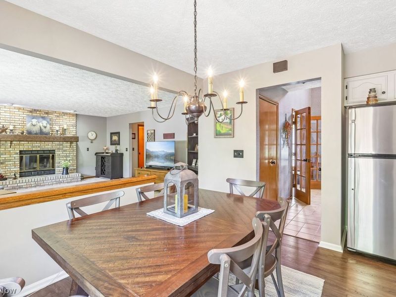 19585 Castletown Drive , Strongsville, OH 44136 Photo 16