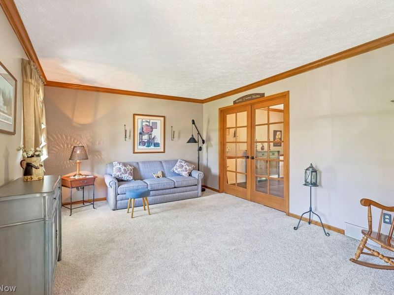 19585 Castletown Drive , Strongsville, OH 44136 Photo 7