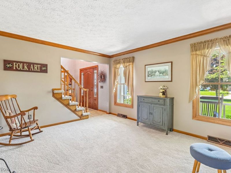 19585 Castletown Drive , Strongsville, OH 44136 Photo 8