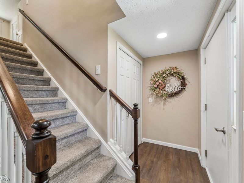 226 Rustic Hill Lane , Amherst, OH 44001 Photo 2