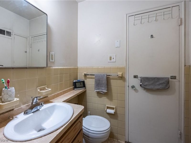 13800 Fairhill Road , Unit 509, Shaker Heights, OH 44120 Photo 14