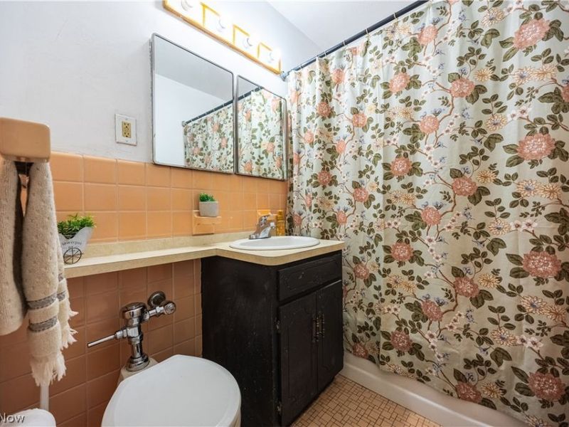 13800 Fairhill Road , Unit 509, Shaker Heights, OH 44120 Photo 15