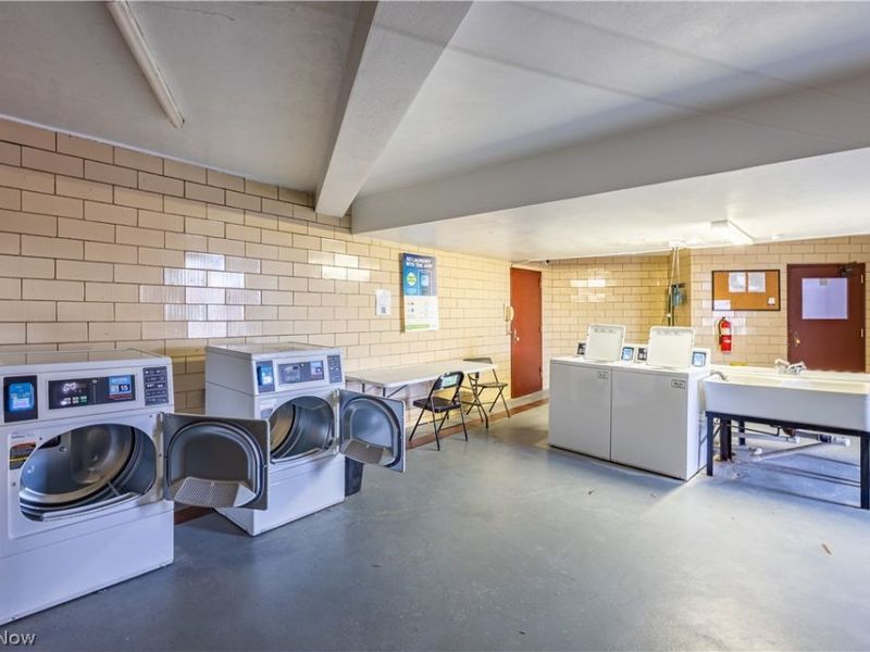 13800 Fairhill Road , Unit 509, Shaker Heights, OH 44120 Photo 28
