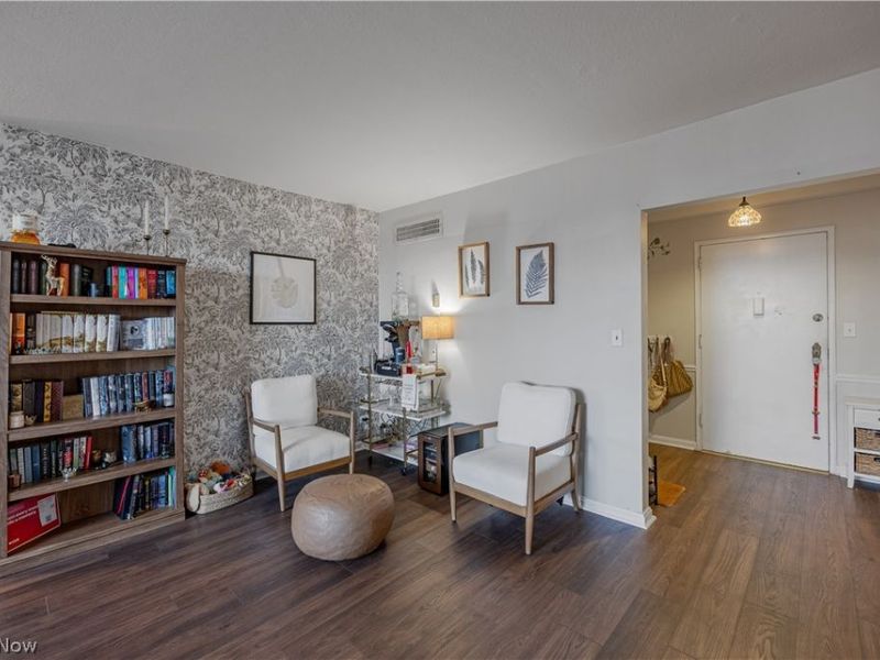 13800 Fairhill Road , Unit 509, Shaker Heights, OH 44120 Photo 3