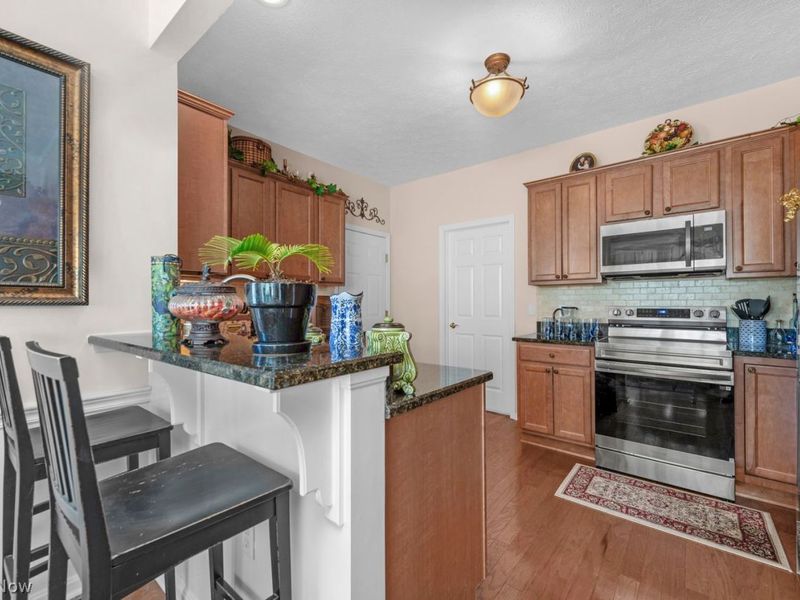 514 Vintage Point , Avon Lake, OH 44012 Photo 14