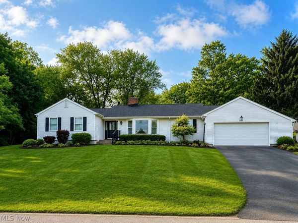 3183 Kingsridge Road , East Liverpool, OH 43920