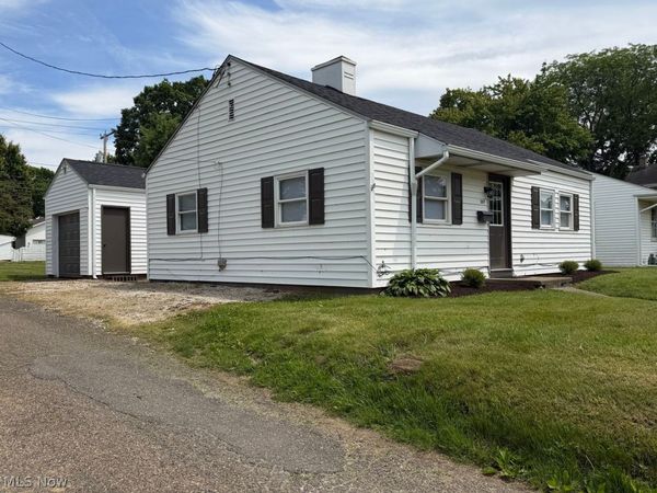 201 Union Avenue , Dover, OH 44622