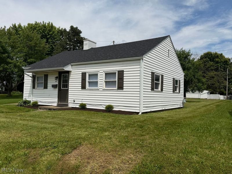 201 Union Avenue , Dover, OH 44622 Photo 2